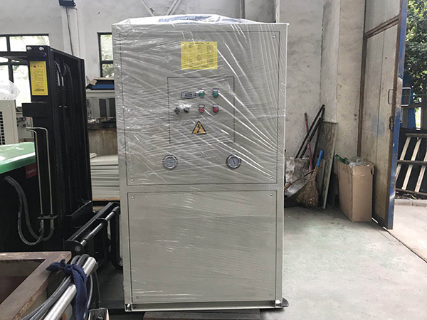 怎麽做好工業油冷機的清洗工作